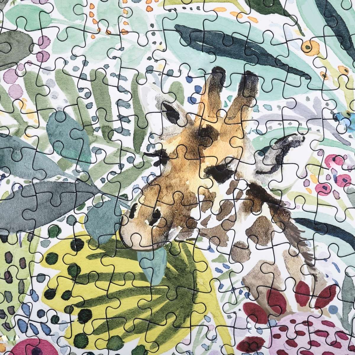 Bloom Puzzles In the Wild 1000 Piece Jigsaw Puzzle Giraffe Close Up Helena Rogan